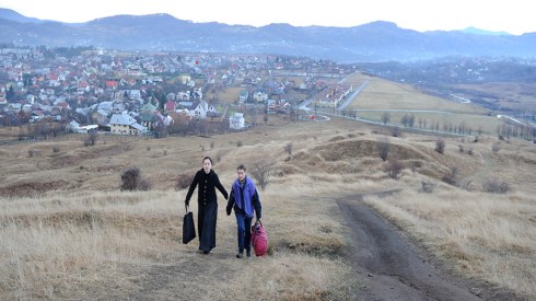 beyondthehills7900x506